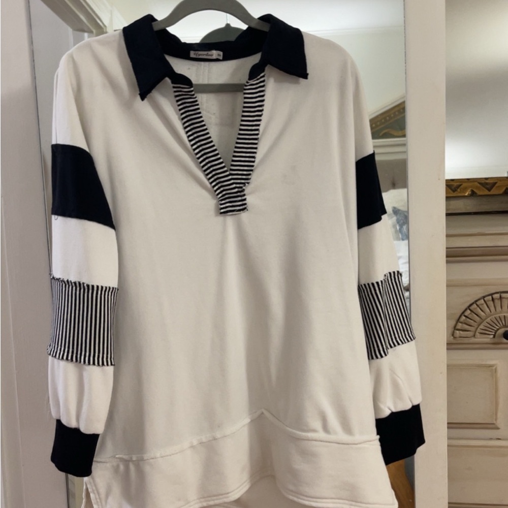 Black and White Striped Pullover Top